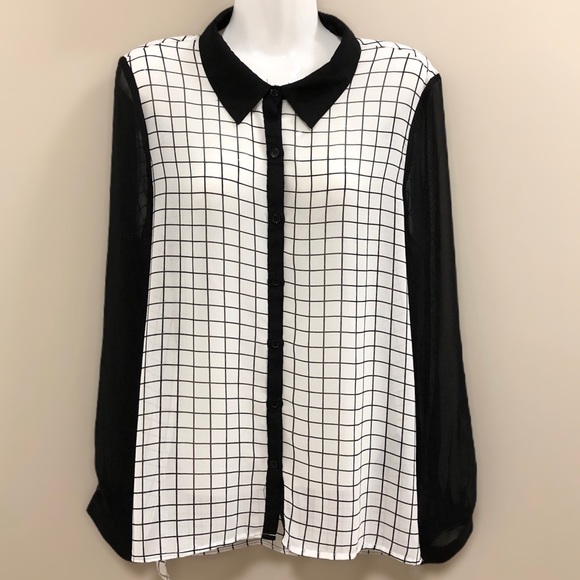 Forever 21 Tops - Casual Plaid Shirt